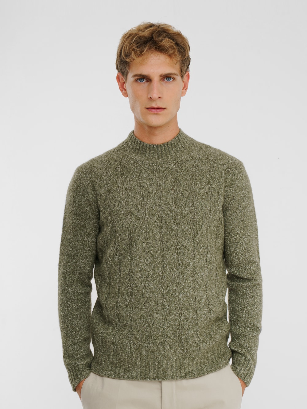 Heavy Cable Knit Sweater - Green